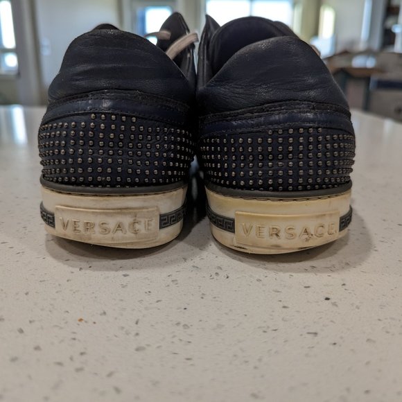 Men's Versace Sneakers Size 9 - Picture 2 of 4